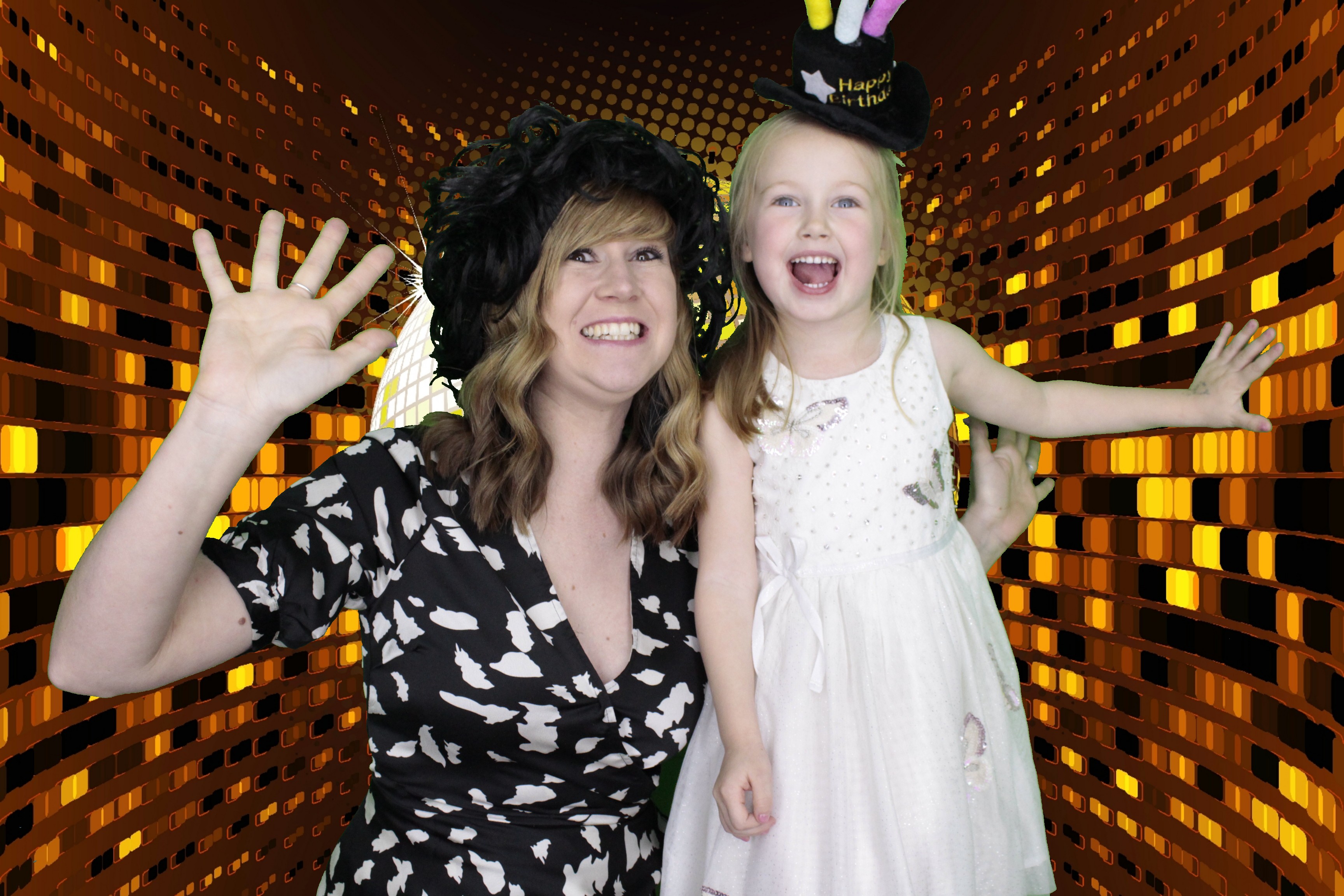 Steve's 65th & Susan 60th Birthday | View more photos from the event at gallery.myphotoboothexperience.co.uk/u/MyPhotoBoothExperienceLtd/Steves-65th-Susan-60th-Birthday
